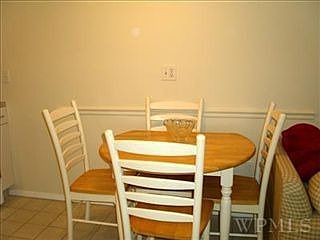 4th image of 838 Pelhamdale Ave APT 2C