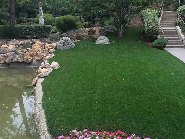 835 Huntington Garden Dr #A — Photo 32
