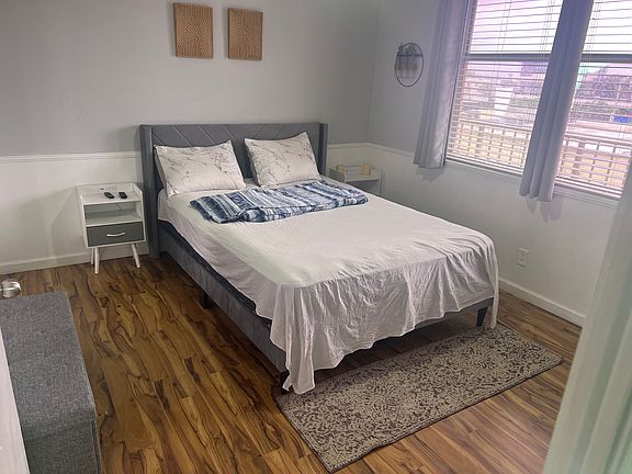 5th image of 4501 NE 21st Ave APT 410