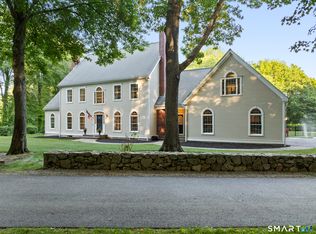 14 Bittersweet Way, Stonington, CT 06378
