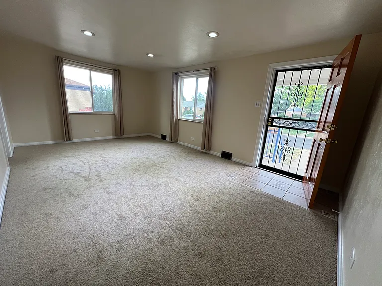 1328 S Beach Ct — Photo 12