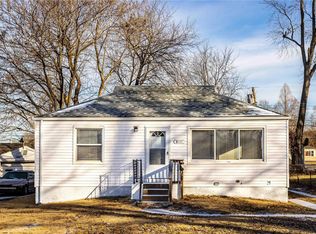 8135 Rector Dr, Saint Louis, MO 63134