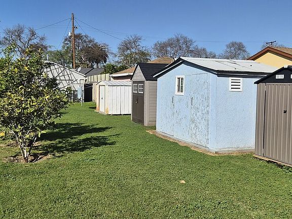 4th image of 7025 Vinevale Ave