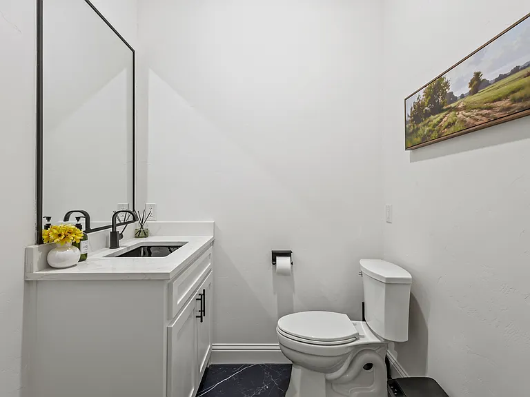 13002 Halwin Cir — Photo 28