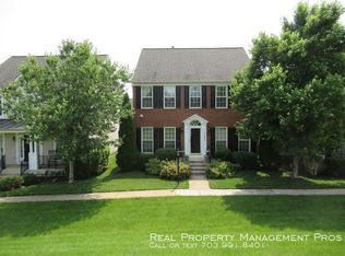 17053 Loftridge Ln, Gainesville, VA