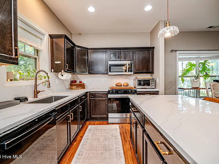 113 Sedgewood Ct — Photo 12