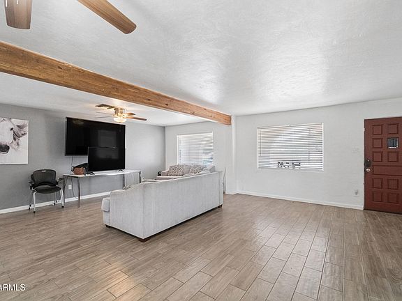 4th image of 5624 N 30TH Drive