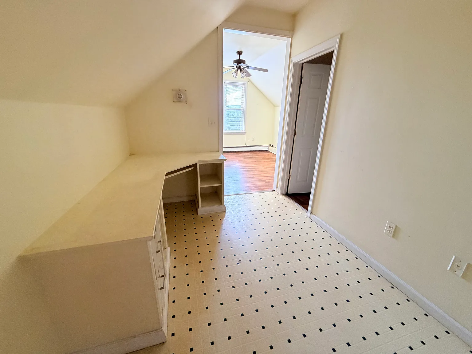 1 bed, 600 sqft, $1,350 — Photo 3