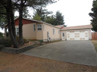 460 SW Range Dr, Waldport, OR 97394