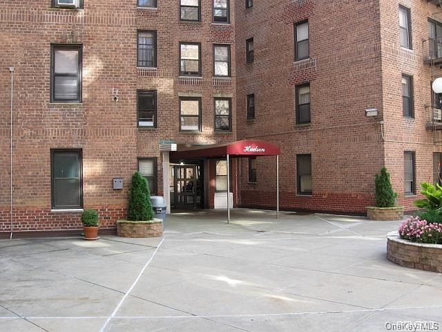 1st image of 83-77 Woodhaven Boulevard #5J