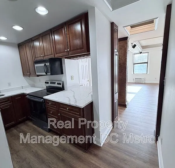 1316 New Hampshire Ave NW #702 — Photo 21