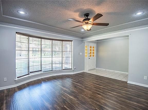 3rd image of 4533 Saldana Dr