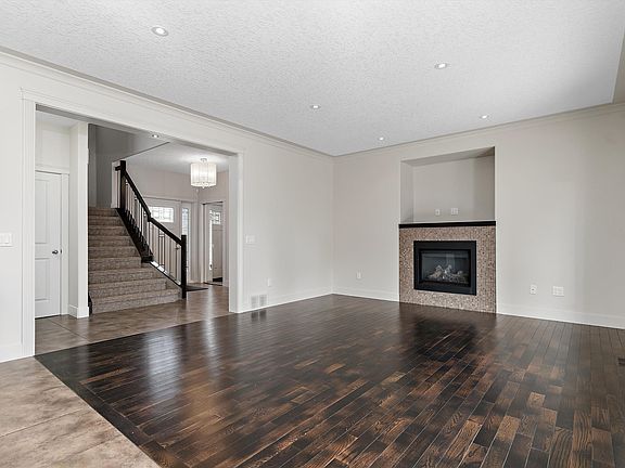 4th image of 17535 110th St NW