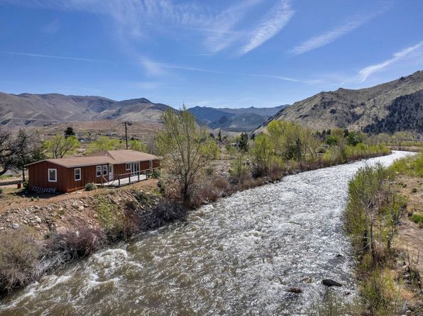 547 N River Ln, Coleville, CA 96107