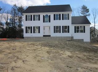 4 Deer Run Cir, Sturbridge, MA 01566