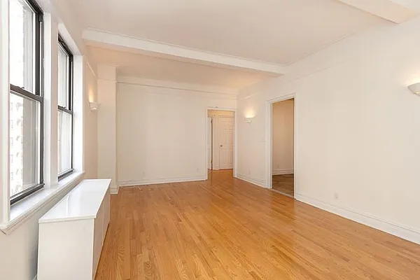 Rented by Rachel Realty | media 37