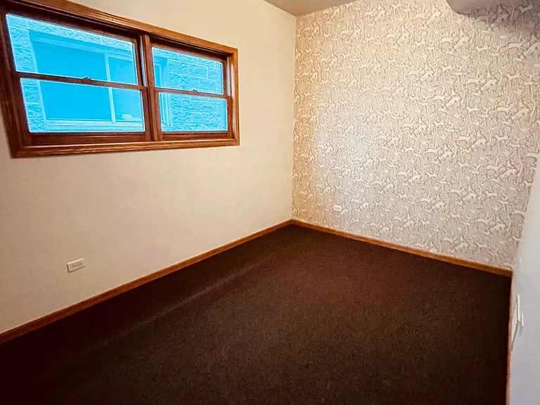 1336 W Huron St — Photo 20
