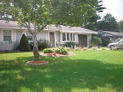 2nd image of 14 Penikese Street