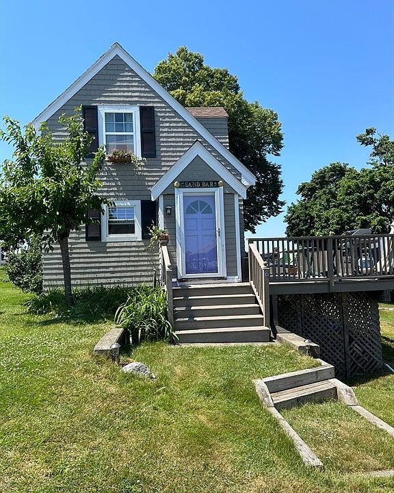 1st image of 8 Cove Rd