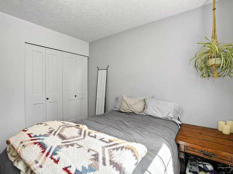 113 S Neyland Ave — Photo 30