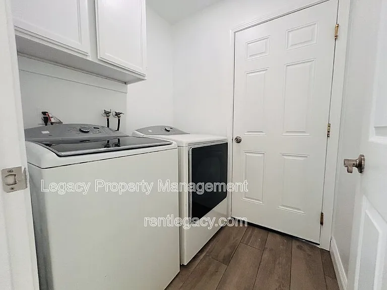 3047 Mill Oak Way — Photo 14