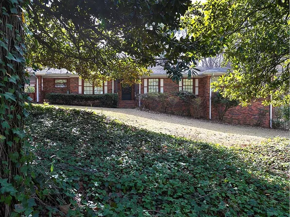 721 Woodvalley Rd SW, Mableton, GA 30126