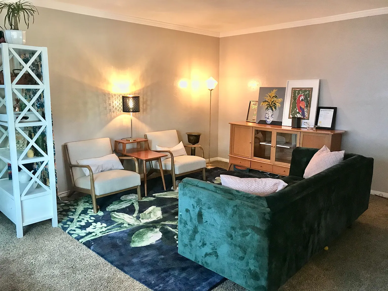 3 bedroom / 2 bath upstairs unit in the heart of Hillcrest! — Photo 2