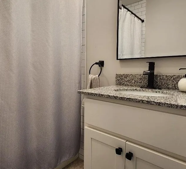 4 Joseph Dr — Photo 17
