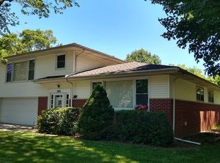 500 Hackberry Rd, Frankfort, IL 60423