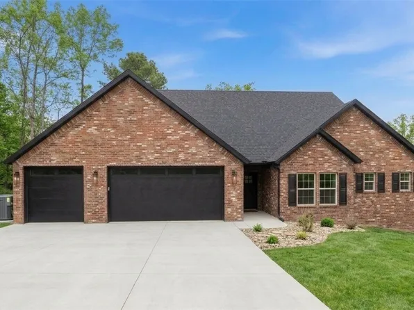 14 Kames Ln, Bella Vista, AR 72715