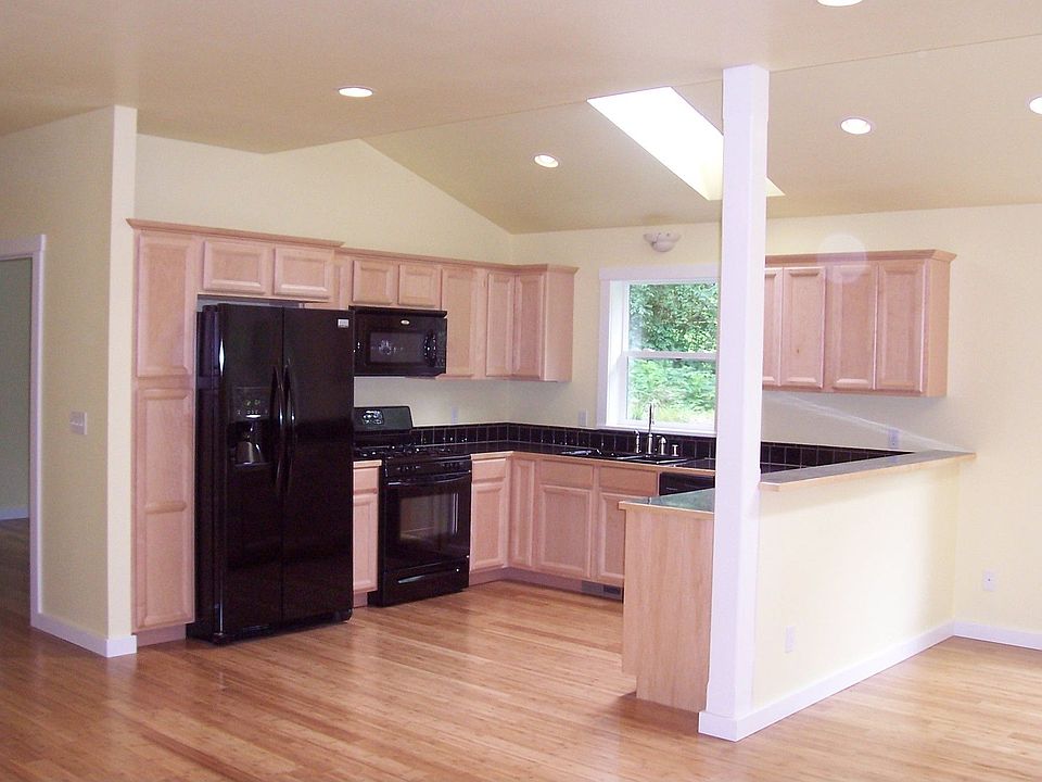 bamboo floors highend appliances