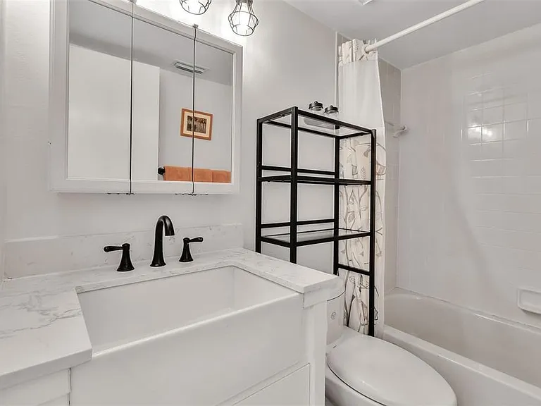 5224 Lake Village Dr #67 — Photo 28