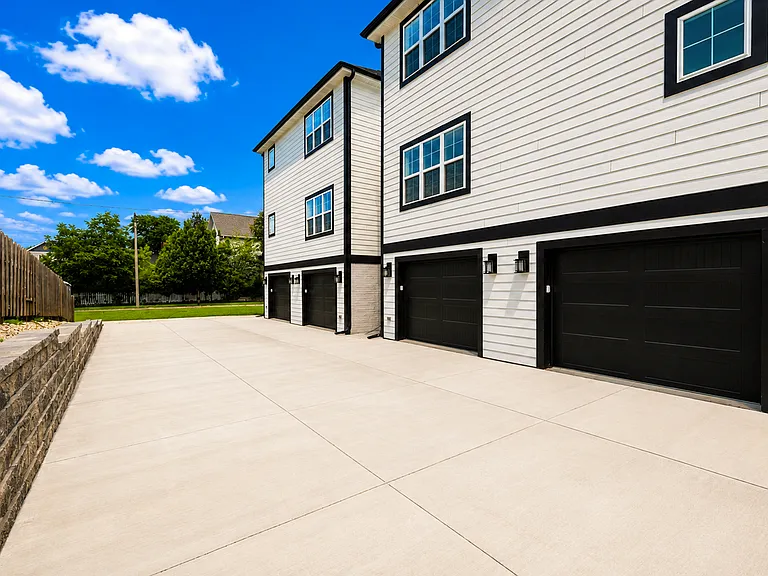 Attached 2 Car Garage