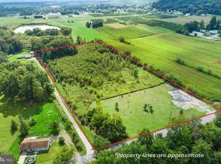 1552 Hilltown Rd, Orrtanna, PA 17353