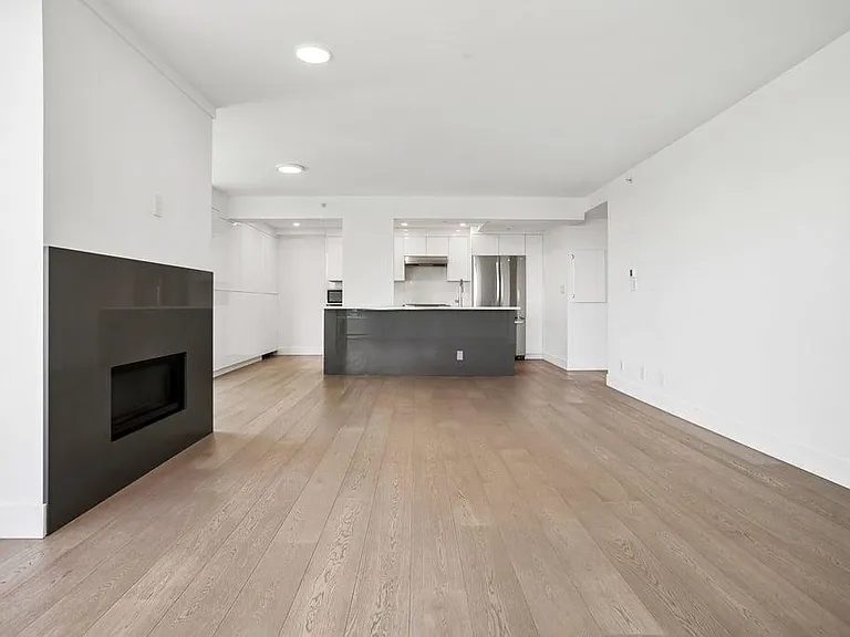 2348 Heather St #501 — Photo 9