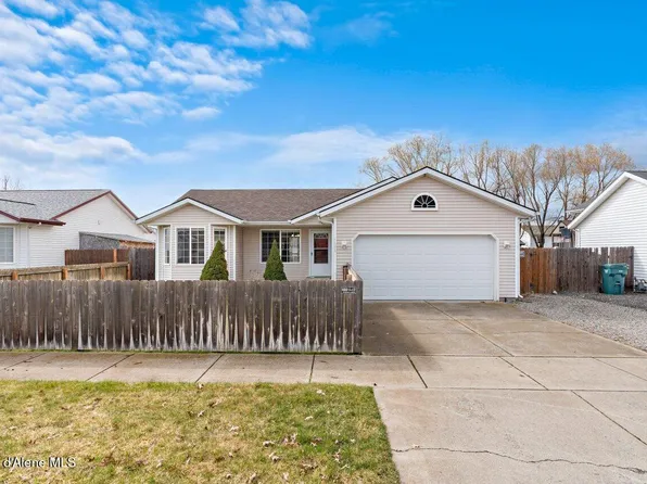 11275 N Crusader St, Hayden Lake, ID 83835