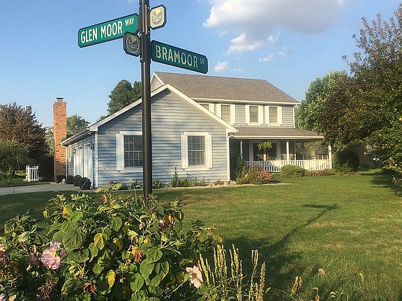 3rd image of 4730 Glen Moor Way
