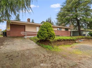 306 S 128th St, Burien, WA 98168