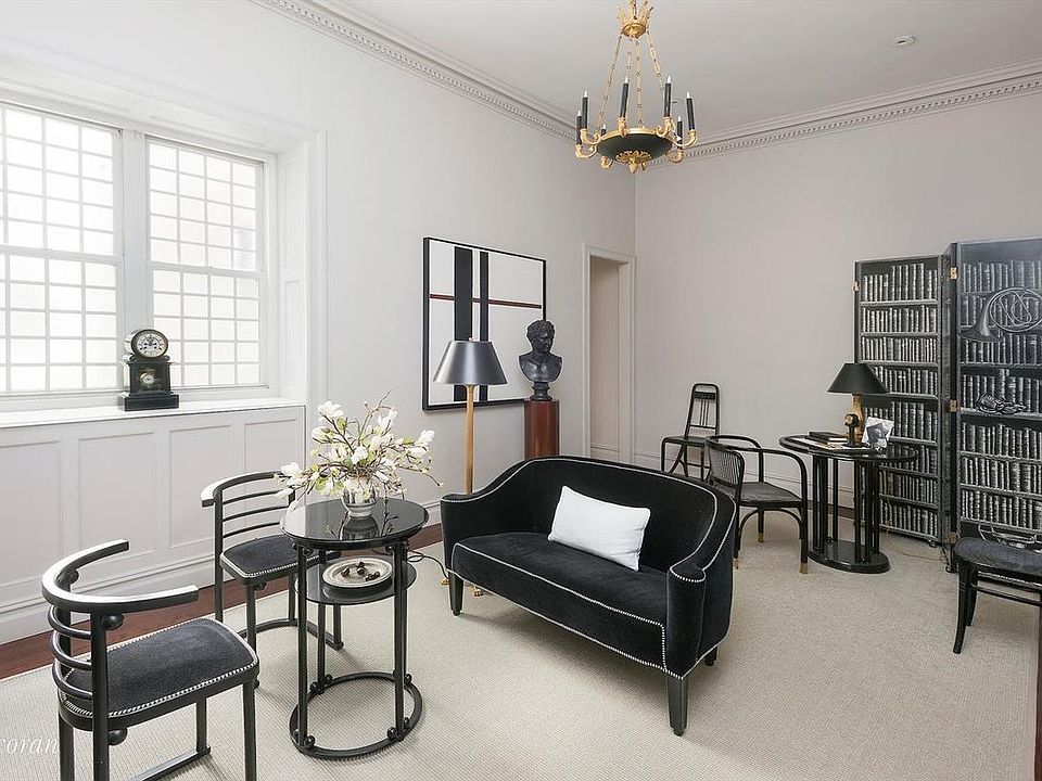 1st image of 59 E 72nd St APT 3D