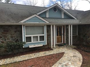 107 Mountain Side Dr, Blue Ridge, GA 30513