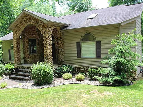 2nd image of 134 Riverwood Dr