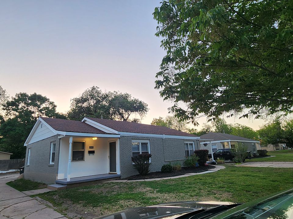 1st image of 1949 N Garland Ave #1