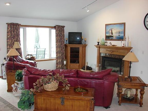 5th image of 313 Fehrway Dr