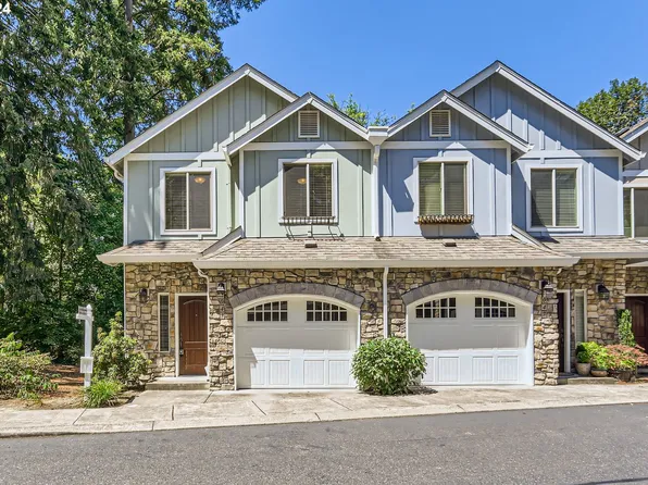 2043 NE 49th Way, Hillsboro, OR 97124