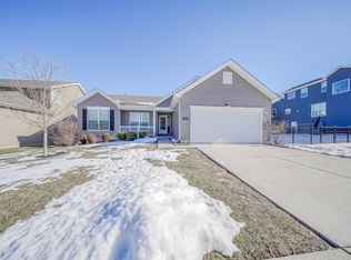 804 Hazy Hills Dr, Lake Saint Louis, MO 63367