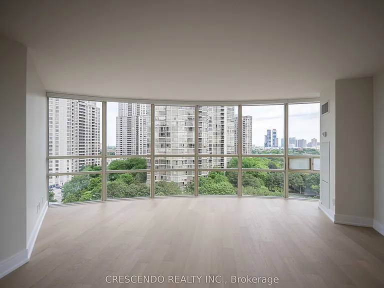 50 Eglinton Ave W #1006 — Photo 6