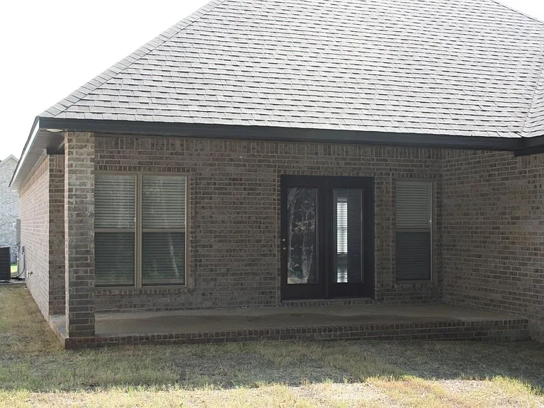 541 Wiregrass Way — Photo 21
