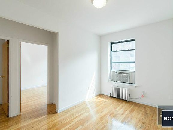3rd image of 150 E 91st St APT 54