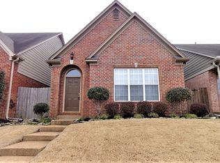 8739 Overcup Oaks Dr, Cordova, TN 38018