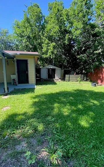6623 Cresthill St — Photo 26